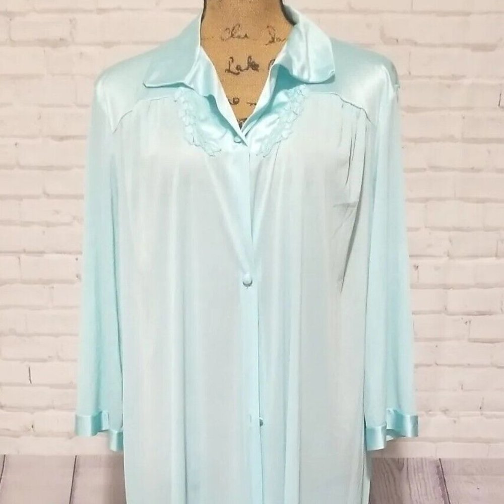 Vintage Vanity Fair Sz L Blue Button Front 3/4 Sleeve Night Gown